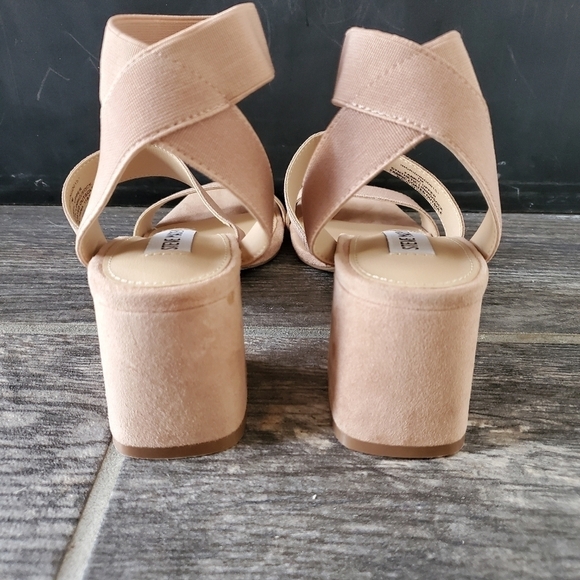 NEW Steve Madden Ingrid Pink Elastic Strap Sandal - Picture 4 of 7